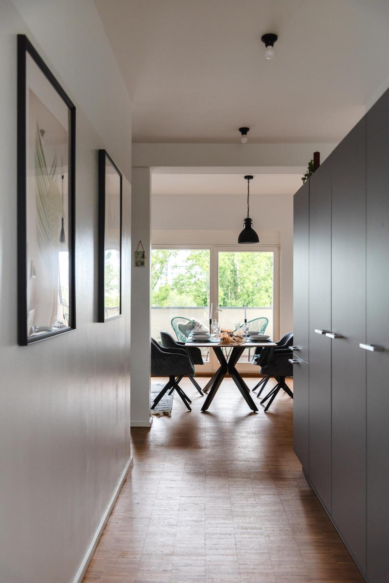 Hybrid Work-play Retreat - 2br, 1b Kreuzberg Apartment